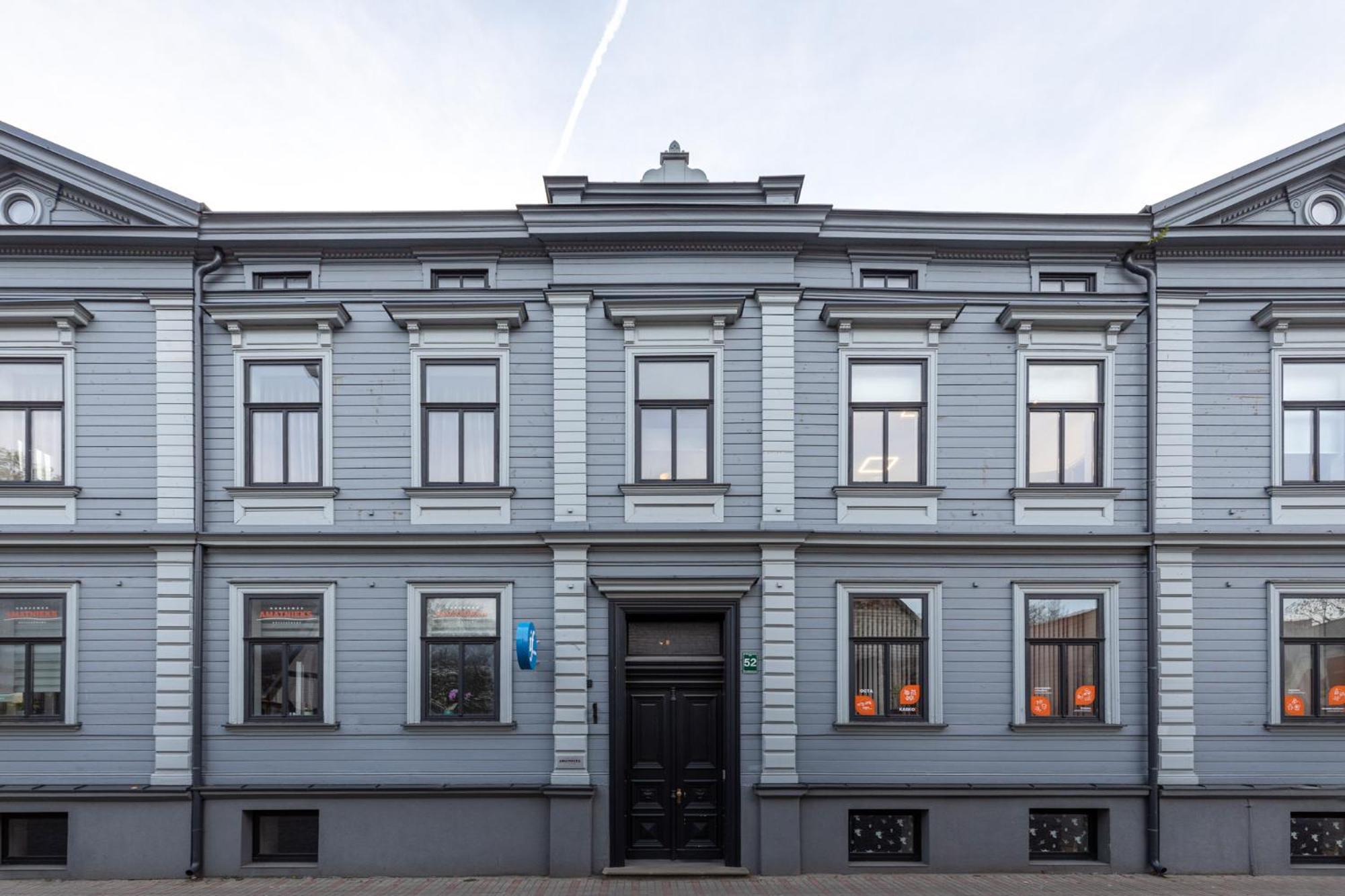 Roze Brivzemnieka Apartments Лієпая Екстер'єр фото