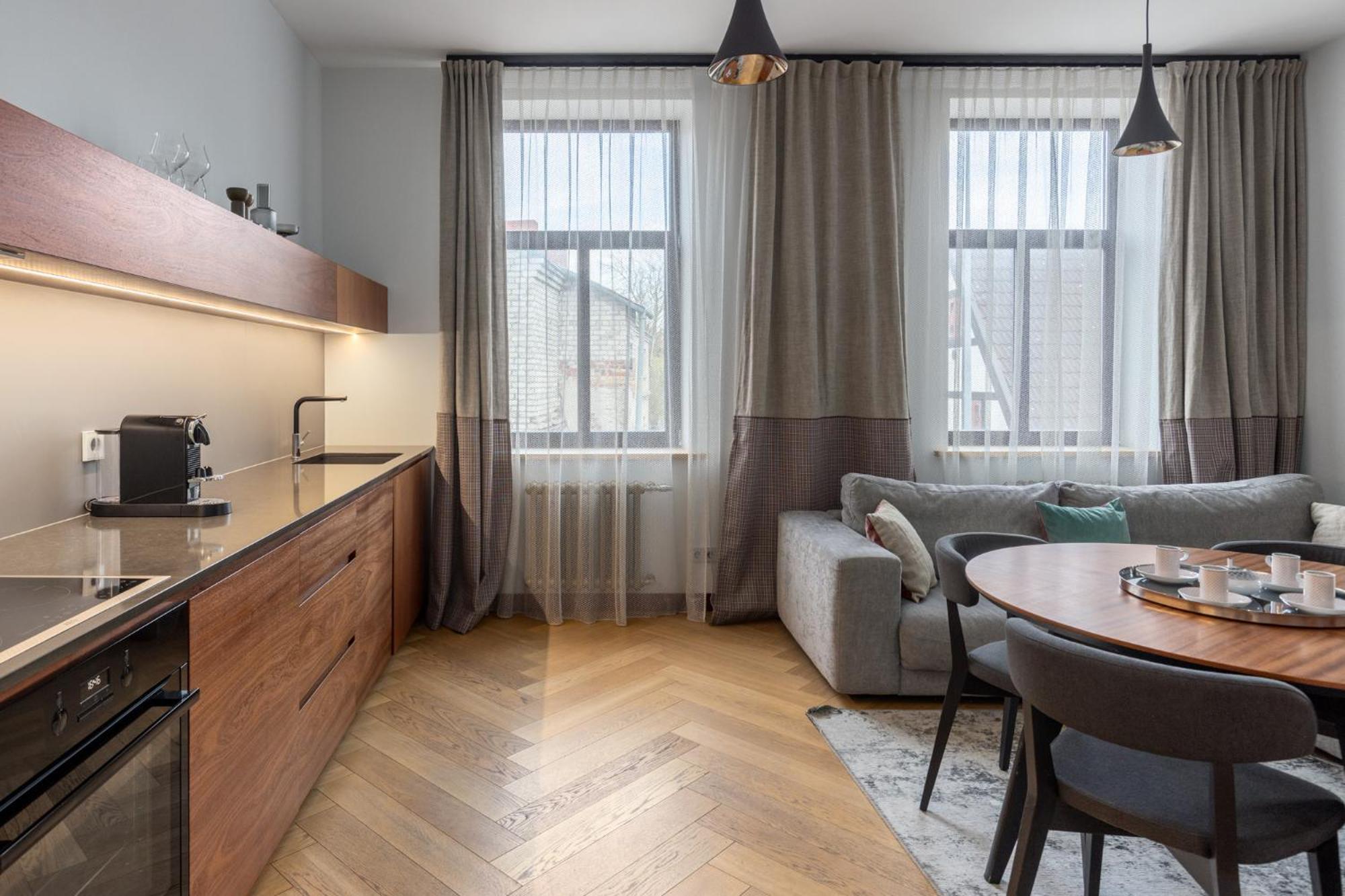 Roze Brivzemnieka Apartments Лієпая Екстер'єр фото